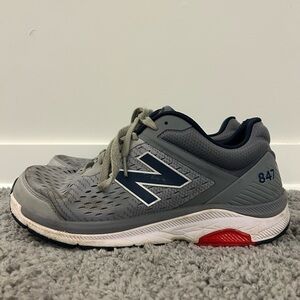 New Balance Mens 847 V4 Walking Shoe- SIZE 9.5
